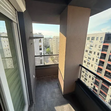 Apartment Spacious With Two Terraces &free Parking Skopje