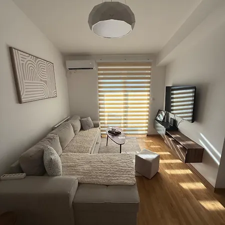 Spacious With Two Terraces &free Parking Apartment Skopje
